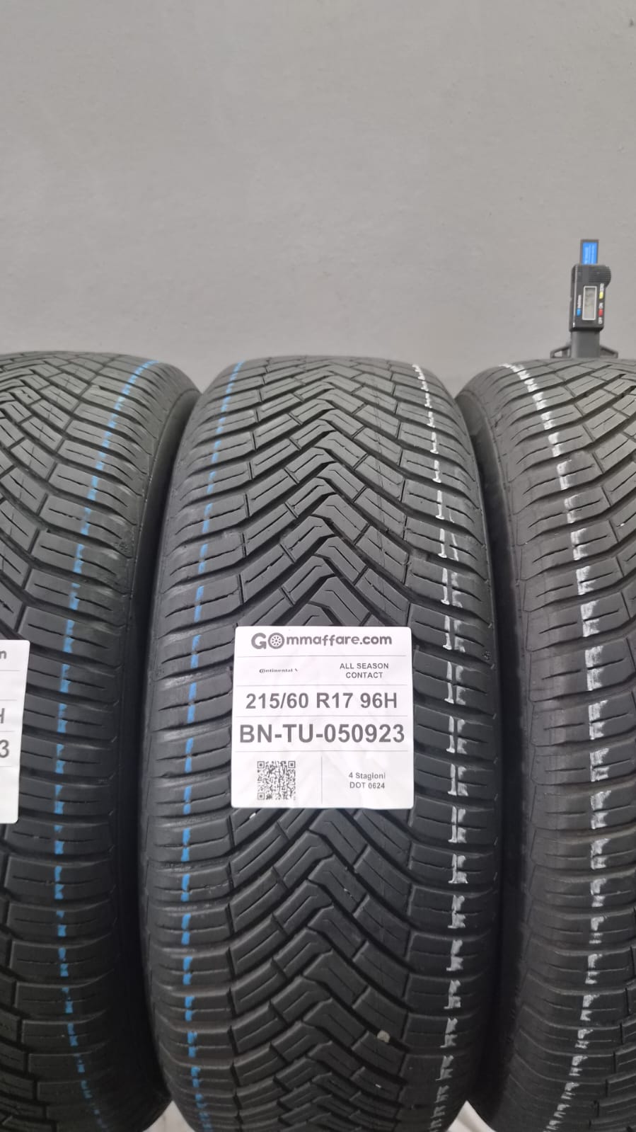 Continental ALL SEASON CONTACT